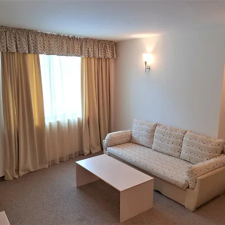 Avalon Hotel 3*
