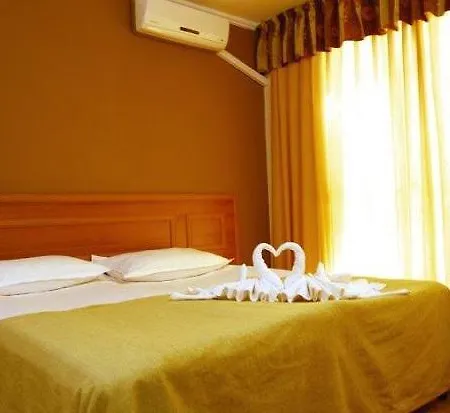 Avalon فندق ساني بيتش